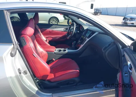 2017 Infiniti Q60 3.0T Red Sport 400 из США, поврежденный, VIN JN1FV7EK1HM610205